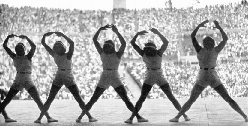 Hungarian Women's team performing at 1936 Olympics