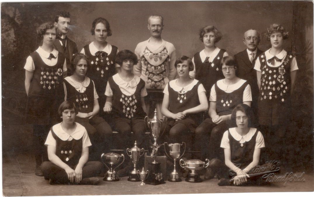 Bradford Gymnastics Club with Carrie Pickles and Eddie Hirst circa 1928