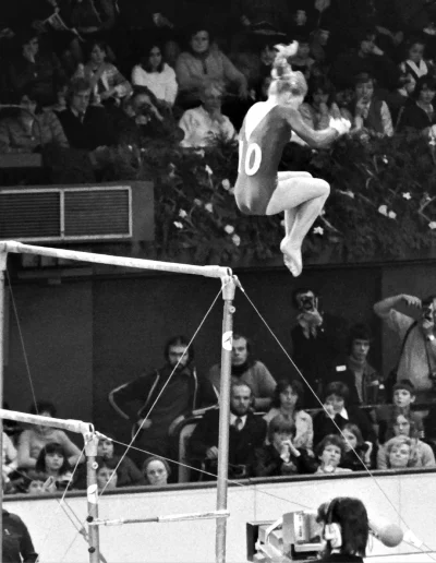 Karen Robb won the vault and bar in 1977 - photo Jim Prestidge